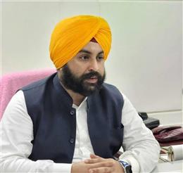 Education Minister Harjot Singh Bains congratulates the 77  teachers selected for Teacher's State Award/ Young Teacher/ Administrative Award/ Special Award 2024